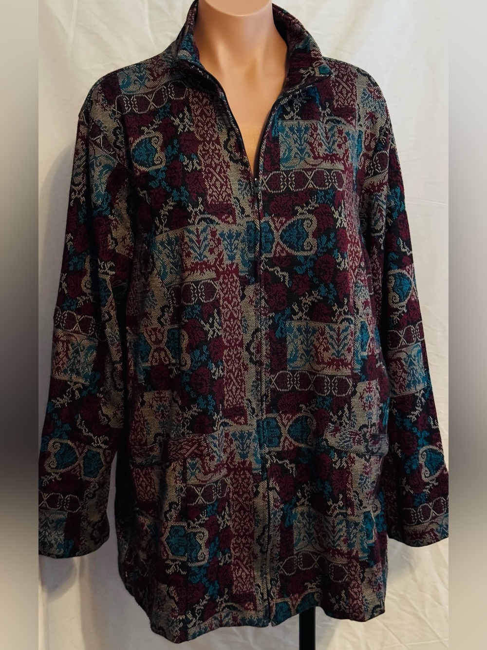 Vintage Zip-Front Tapestry Shirt Jacket in Burgundy and Teal